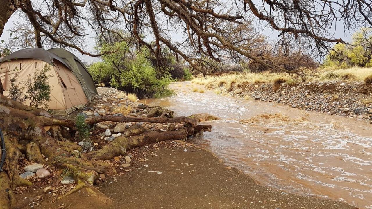 세스리엠 Tsauchab River Camp 빌라 외부 사진